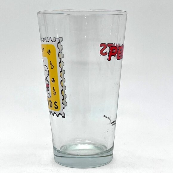 Peanuts Snoopy Woodstock Friends Christmas Pint Glass 2012 Collectible USA Made - Picture 8 of 11
